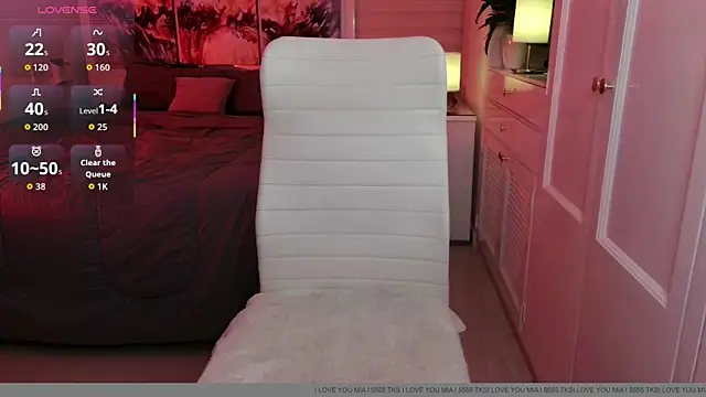 loving mia online show from 04/22/26, 09:49