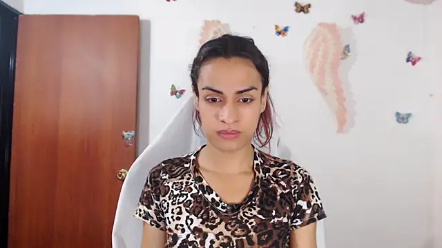 Snapshot of angie_tssex chatting on 03/09/25, 01:04 angie tssex online show from 03/09/25, 01:04