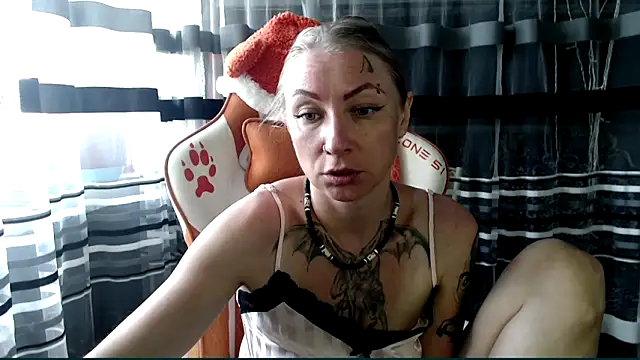 cold lollipop online show from 04/13/26, 06:52