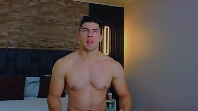 FelipeAndMarcello3 online show from 02/24/25, 07:19