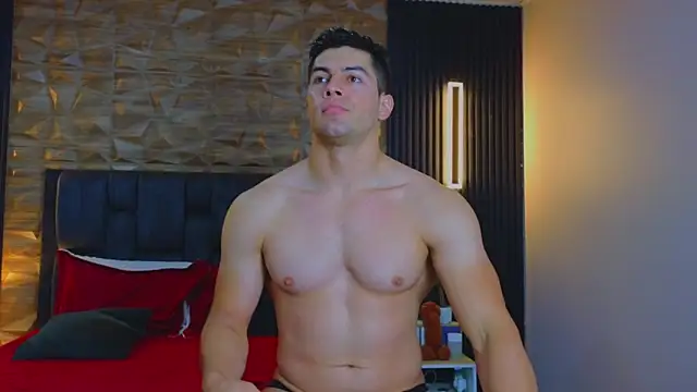 FelipeAndMarcello3 online show from 03/12/25, 10:39