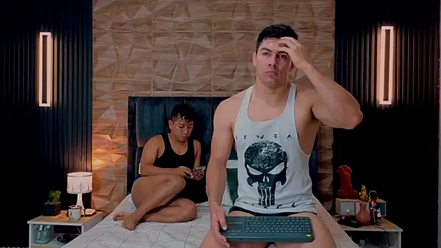 FelipeAndMarcello3 online show from 09/23/25, 02:09