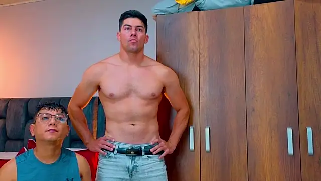 FelipeAndMarcello3 online show from 12/13/25, 07:53