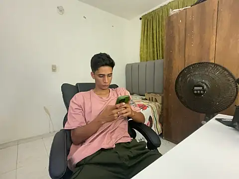 Max TheHorseDick online show from 01/22/25, 03:31