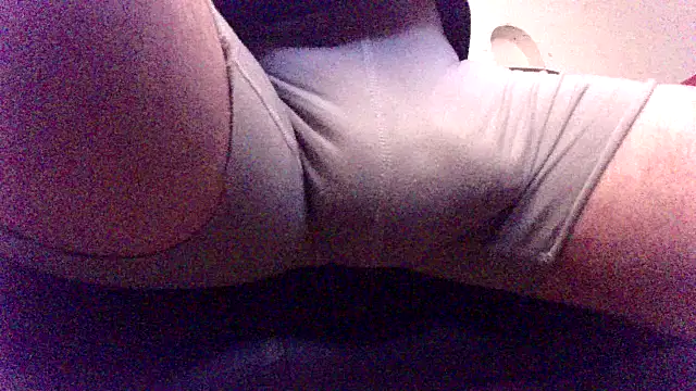 Snapshot of SDtinycok chatting on 01/18/26, 12:03 SDtinycok online show from 01/18/26, 12:03