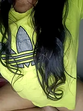 Snapshot of Sweet-Berry chatting on 12/23/24, 08:57 Sweet-Berry online show from 12/23/24, 08:57