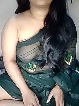 Snapshot of Sweet-Berry chatting on 01/02/25, 05:39 Sweet-Berry online show from 01/02/25, 05:39