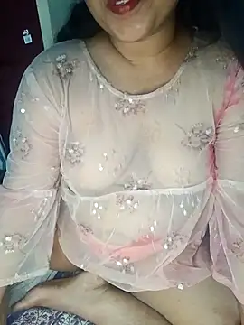 Snapshot of Sweet-Berry chatting on 12/04/25, 05:43 Sweet-Berry online show from 12/04/25, 05:43