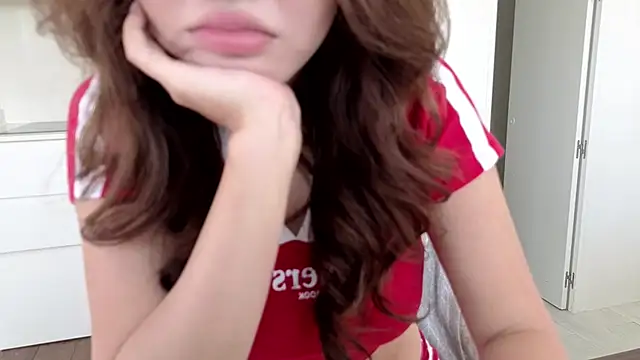 TammiLou online show from 03/25/26, 01:28