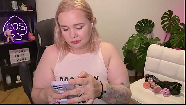 MargotGrey online show from 06/28/26, 08:48