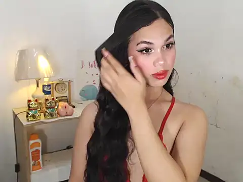 Snapshot of Webcumcutie chatting on 09/09/25, 04:23 Webcumcutie online show from 09/09/25, 04:23