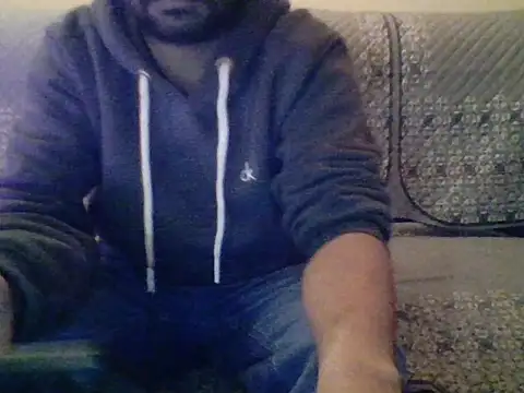 Snapshot of redvelvet_4 chatting on 02/07/25, 05:07 redvelvet 4 online show from 02/07/25, 05:07