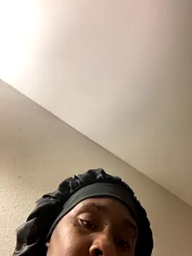 Snapshot of Foreignthababyy chatting on 09/10/25, 04:34 Foreignthababyy online show from 09/10/25, 04:34