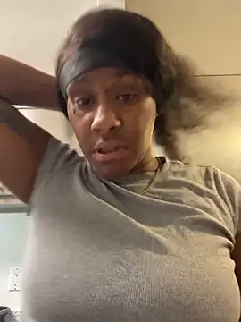 Foreignthababyy online show from 03/25/26, 05:35