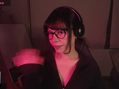 alien  show online show from 04/14/26, 03:34