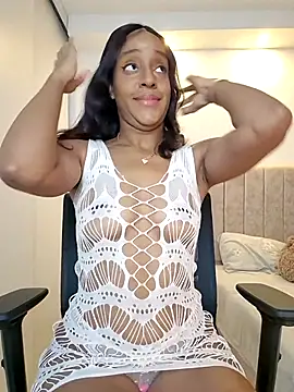 Maya Lewis online show from 07/16/26, 11:22