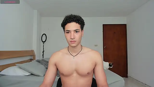 MitchellXD online show from 03/05/25, 02:45