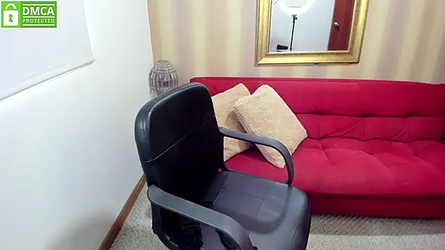 NicolettColin online show from 10/27/25, 07:29