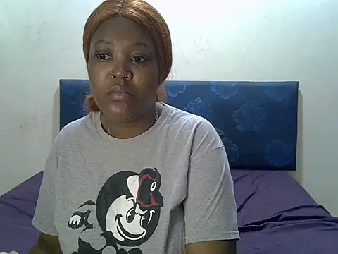 Snapshot of Spice202 chatting on 09/10/25, 06:24 Spice202 online show from 09/10/25, 06:24