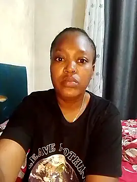 Snapshot of Spice202 chatting on 11/14/25, 10:18 Spice202 online show from 11/14/25, 10:18