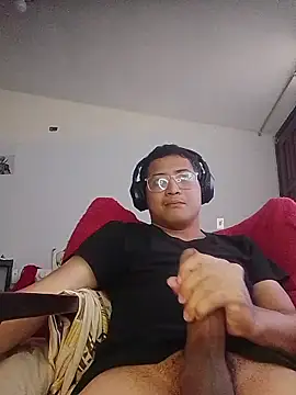 Mghty-cockl88 online show from 03/01/26, 06:43