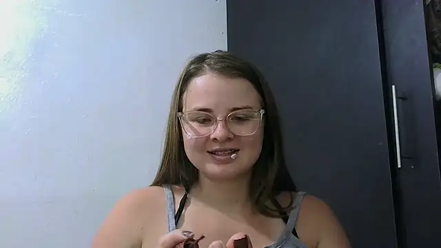 HellenMiyer1111 online show from 04/21/26, 01:42