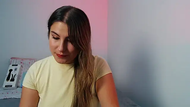 amelie collins online show from 01/31/25, 02:37