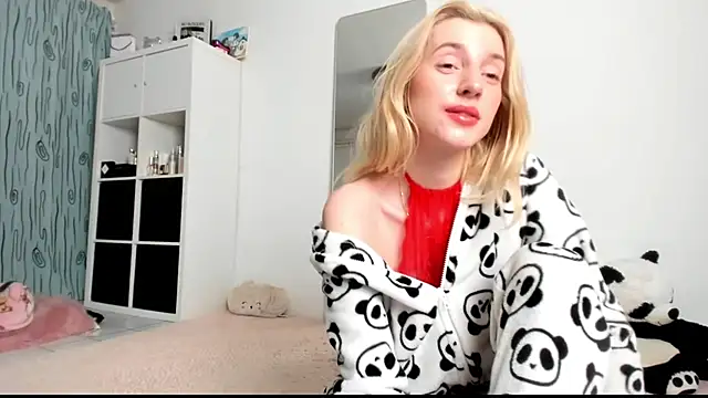 KenzieDawton online show from 02/09/25, 05:19