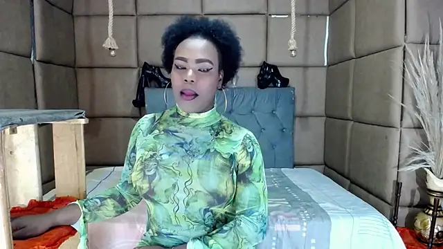 CatrinaGill online show from 10/14/25, 12:00