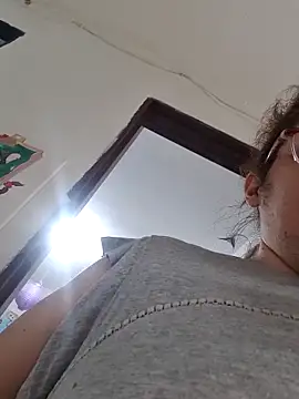 karlythothxh online show from 10/16/25, 04:08