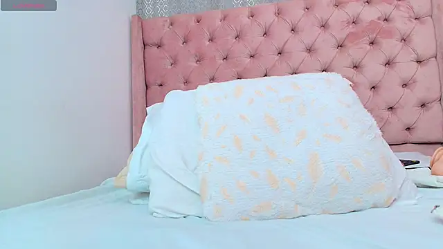 indi catalina online show from 03/16/25, 04:56