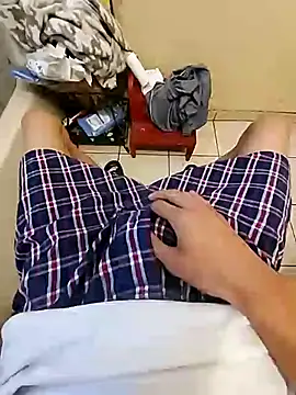 Bigstiffyuh online show from 10/25/25, 10:15