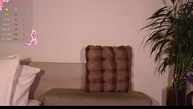 destinne mill  online show from 02/17/26, 12:01