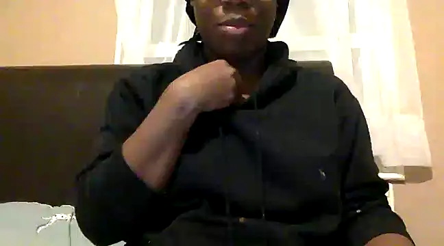 Snapshot of blacksexybeauty31 chatting on 02/10/25, 09:58 blacksexybeauty31 online show from 02/10/25, 09:58