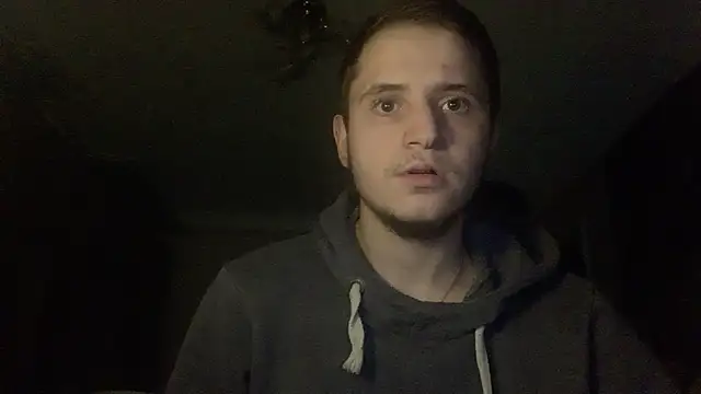 Snapshot of sweaticeboy chatting on 11/07/25, 06:08 sweaticeboy online show from 11/07/25, 06:08