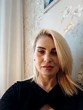 JennyOMay online show from 12/22/25, 03:58