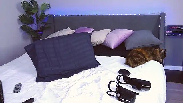 Snapshot of EvaMoses chatting on 02/28/25, 02:09 EvaMoses online show from 02/28/25, 02:09