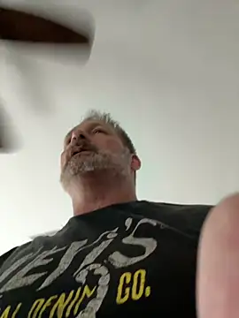 Bronco9602 online show from 10/18/25, 06:52