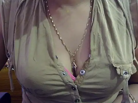 Snapshot of Your_wild_Dia chatting on 11/05/25, 06:35 Your wild Dia online show from 11/05/25, 06:35