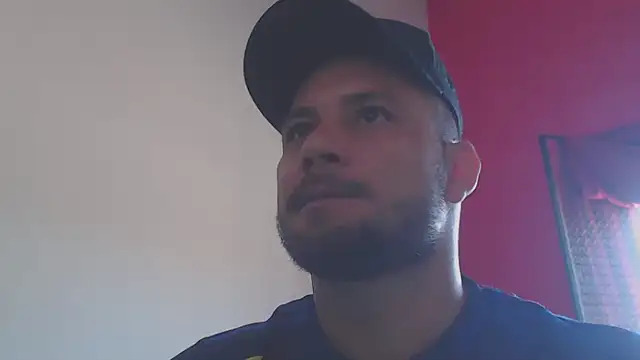 Snapshot of body_x29 chatting on 01/29/25, 03:37 body x29 online show from 01/29/25, 03:37