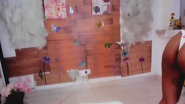 kelly thomson online show from 02/16/25, 04:10