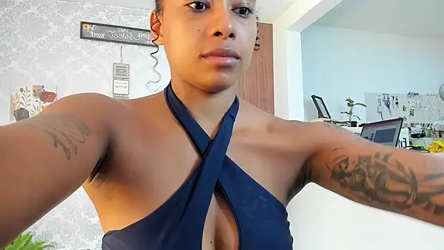 kelly thomson online show from 09/25/25, 02:32