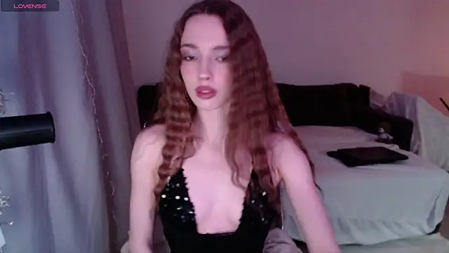 Snapshot of Weeissy chatting on 03/04/25, 06:07 Weeissy online show from 03/04/25, 06:07