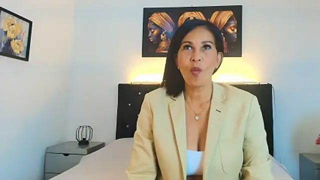 Snapshot of Shanon_mature chatting on 05/06/26, 07:08 Shanon mature online show from 05/06/26, 07:08
