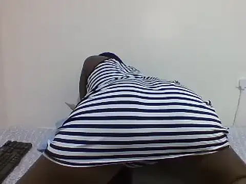 sweetelle09 online show from 02/22/25, 10:31