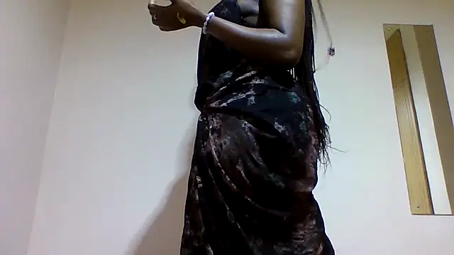 sweetelle09 online show from 02/21/26, 04:41