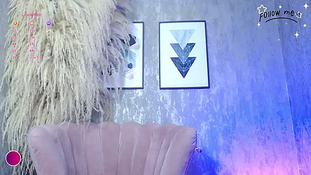 Snapshot of adara_le chatting on 02/16/25, 12:08 adara le online show from 02/16/25, 12:08