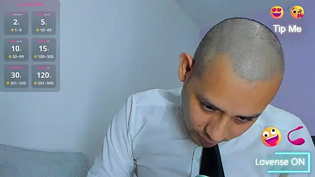 jhonyalzate2 online show from 12/21/24, 02:52