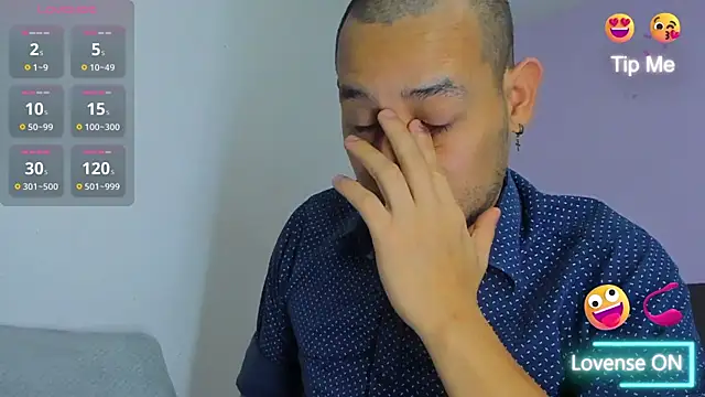 jhonyalzate2 online show from 12/27/24, 10:23