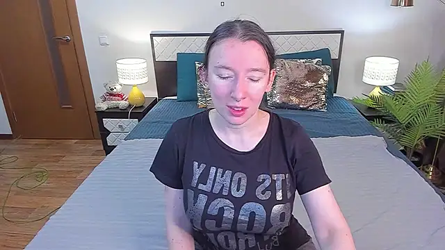 CatherineWalls online show from 06/09/26, 02:23